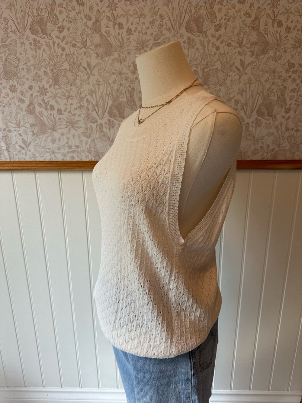 Vintage Ivory Pointelle Knit Sleeveless Top – Approx. Medium / Oversized Small - Picture 6 of 8